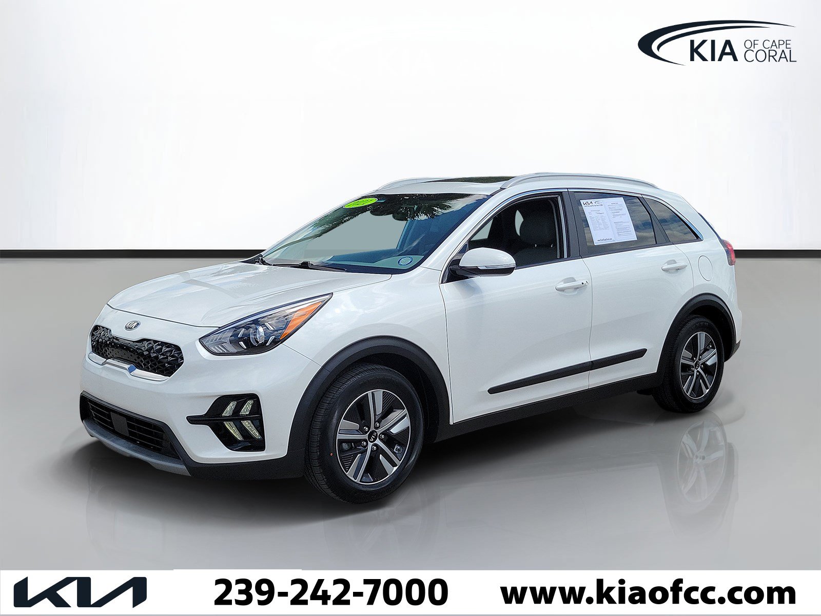 Used 2021 Kia Niro EX Premium FWD image 3