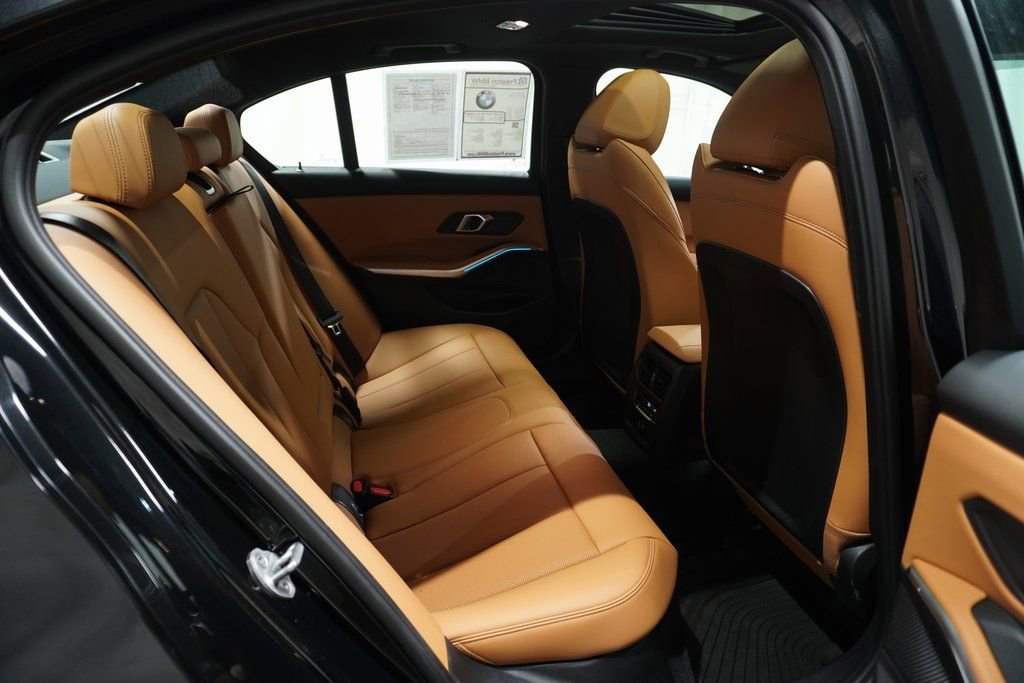 Certified 2025 BMW 330i xDrive Sedan w/ Premium Package image 15