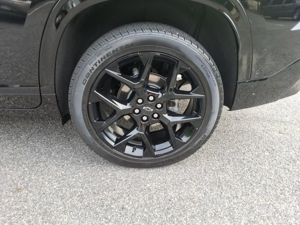 Certified 2026 Chevrolet Traverse RS w/ LPO, Floor Liner Package AWD/4WD image 11