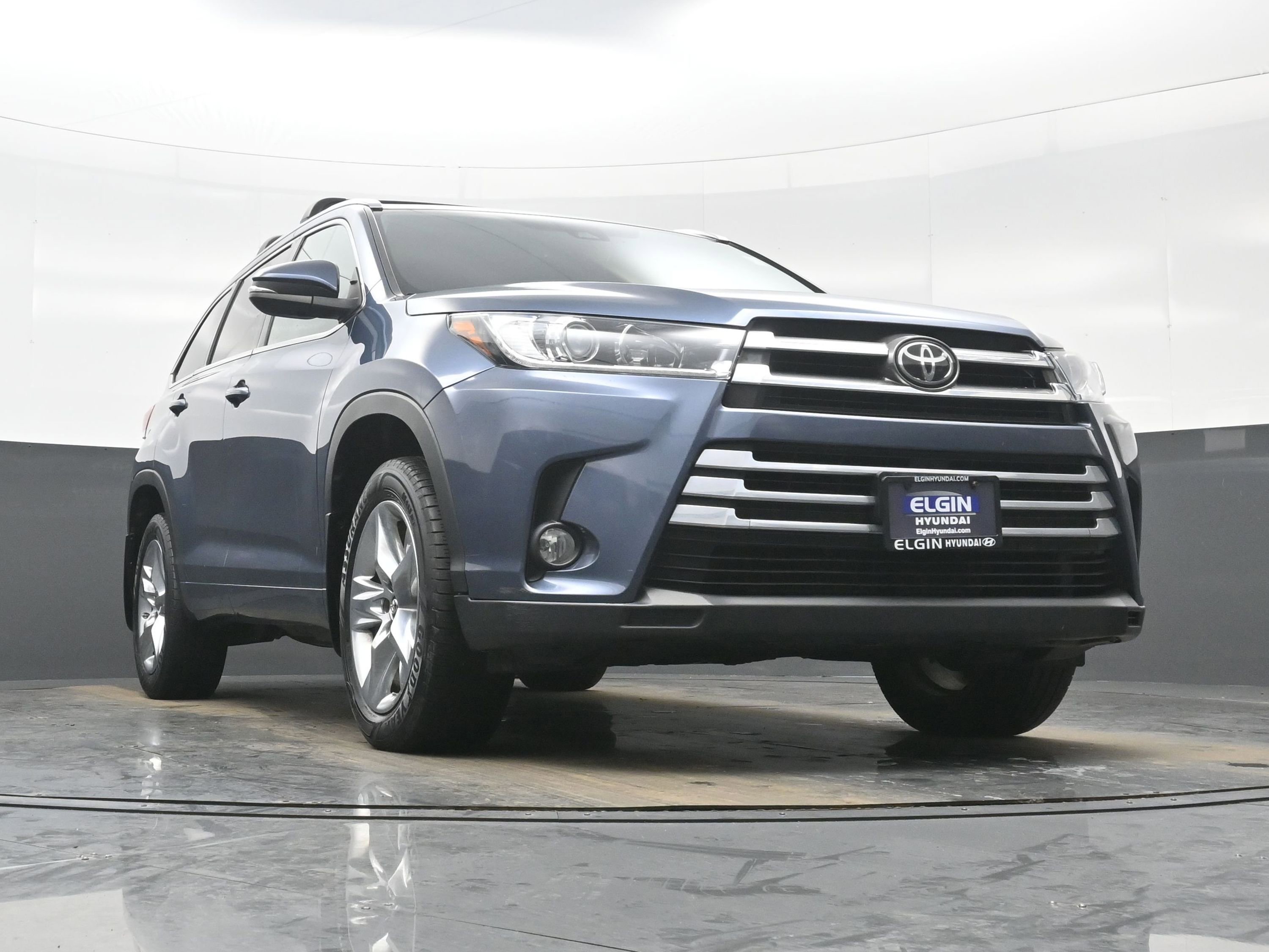 Used 2017 Toyota Highlander Limited image 35
