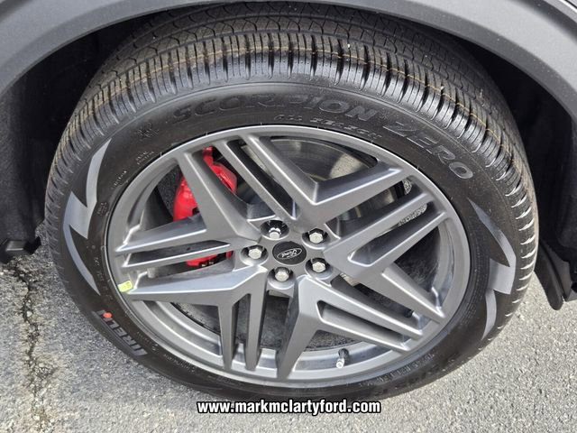 New 2026 Ford Explorer ST-Line w/ ST-Line Street Pack image 14