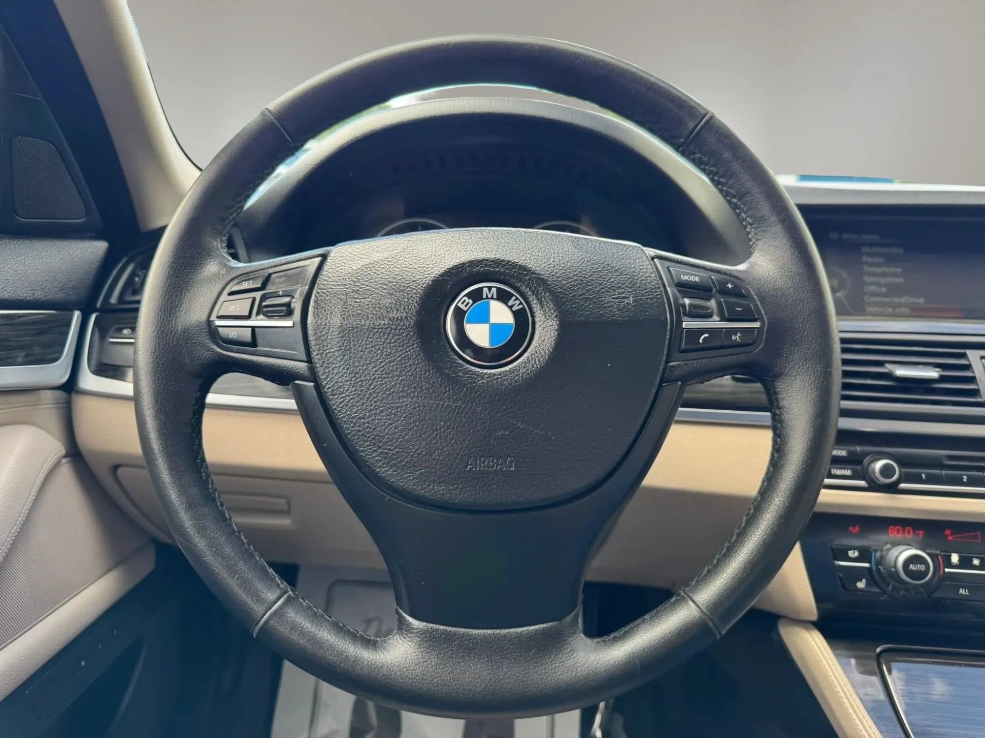 Used 2013 BMW 528i xDrive Sedan AWD/4WD image 20