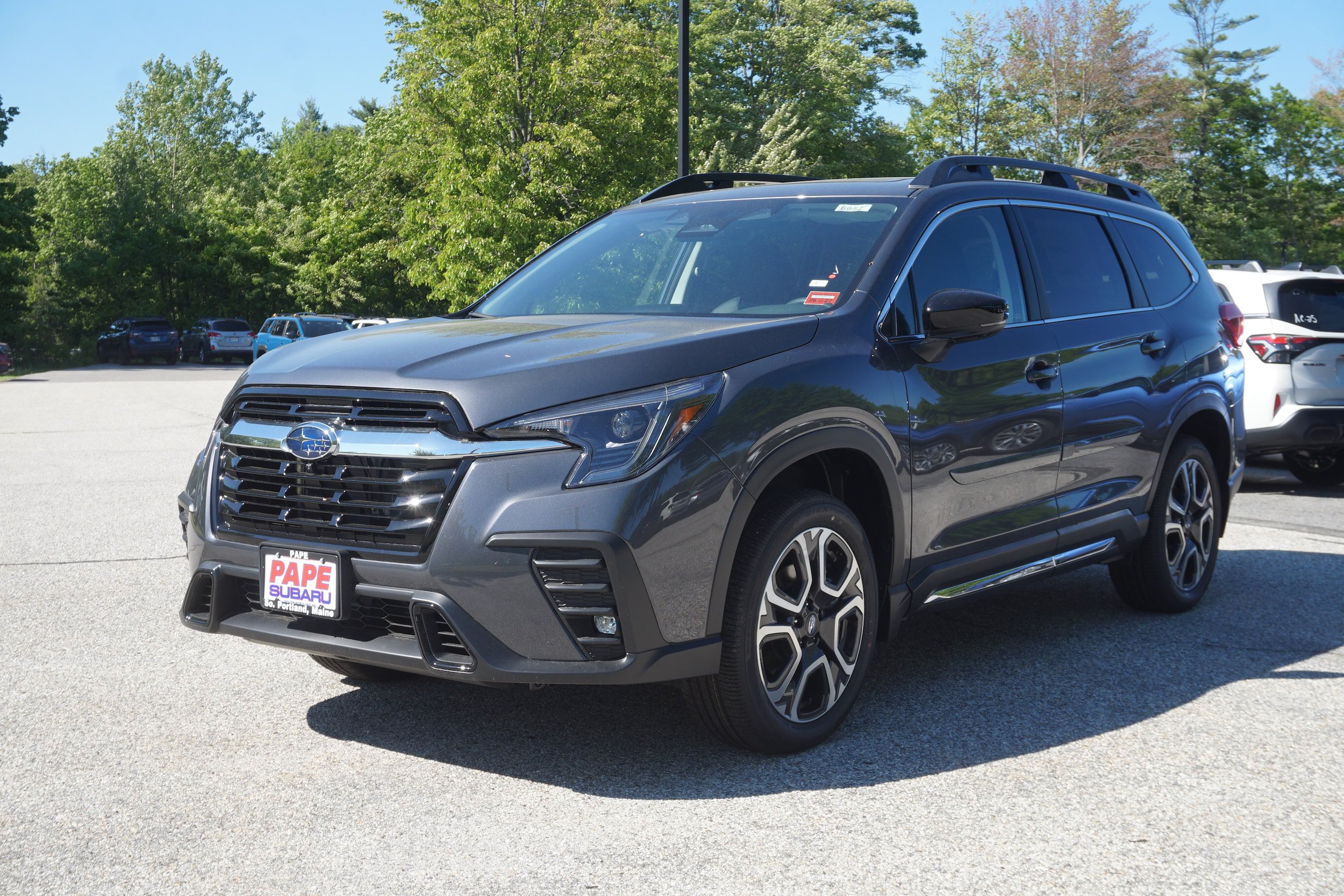 New 2026 Subaru Ascent Limited AWD/4WD image 1