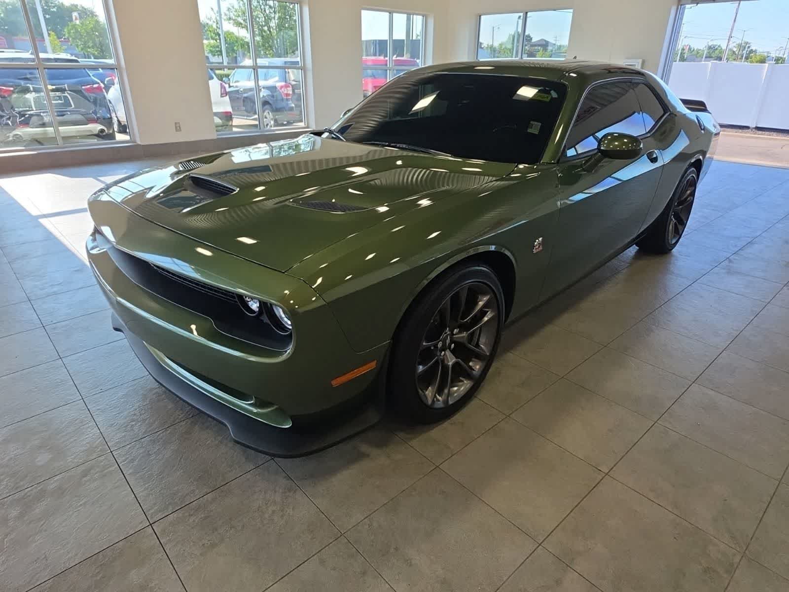 Used 2021 Dodge Challenger R/T Scat Pack RWD video 1