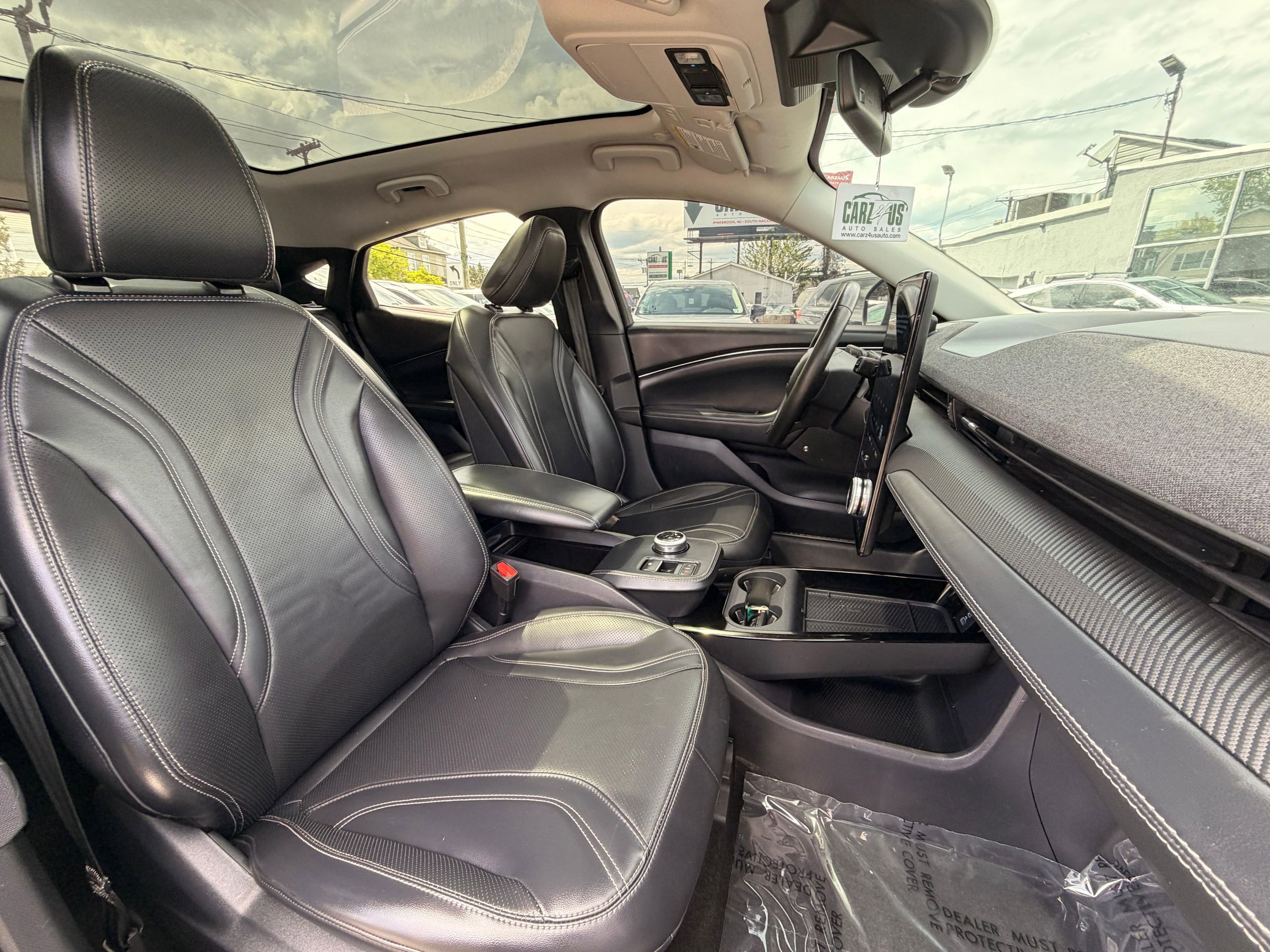 Used 2021 Ford Mustang Mach-E Premium AWD/4WD image 35