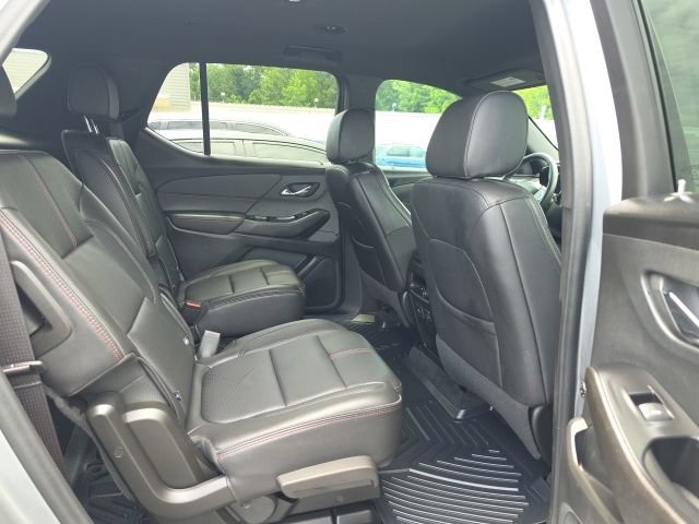 Used 2023 Chevrolet Traverse RS FWD image 4