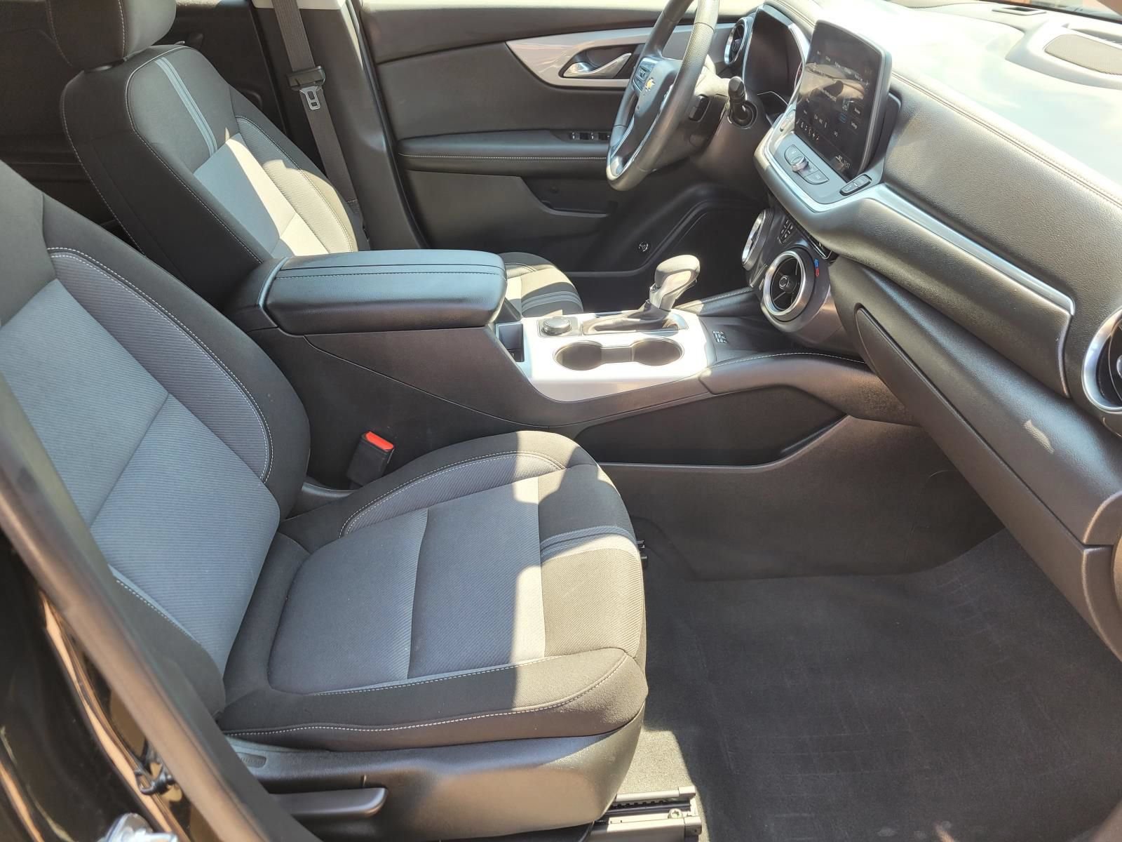 Used 2023 Chevrolet Blazer LT w/ Convenience Package FWD image 10