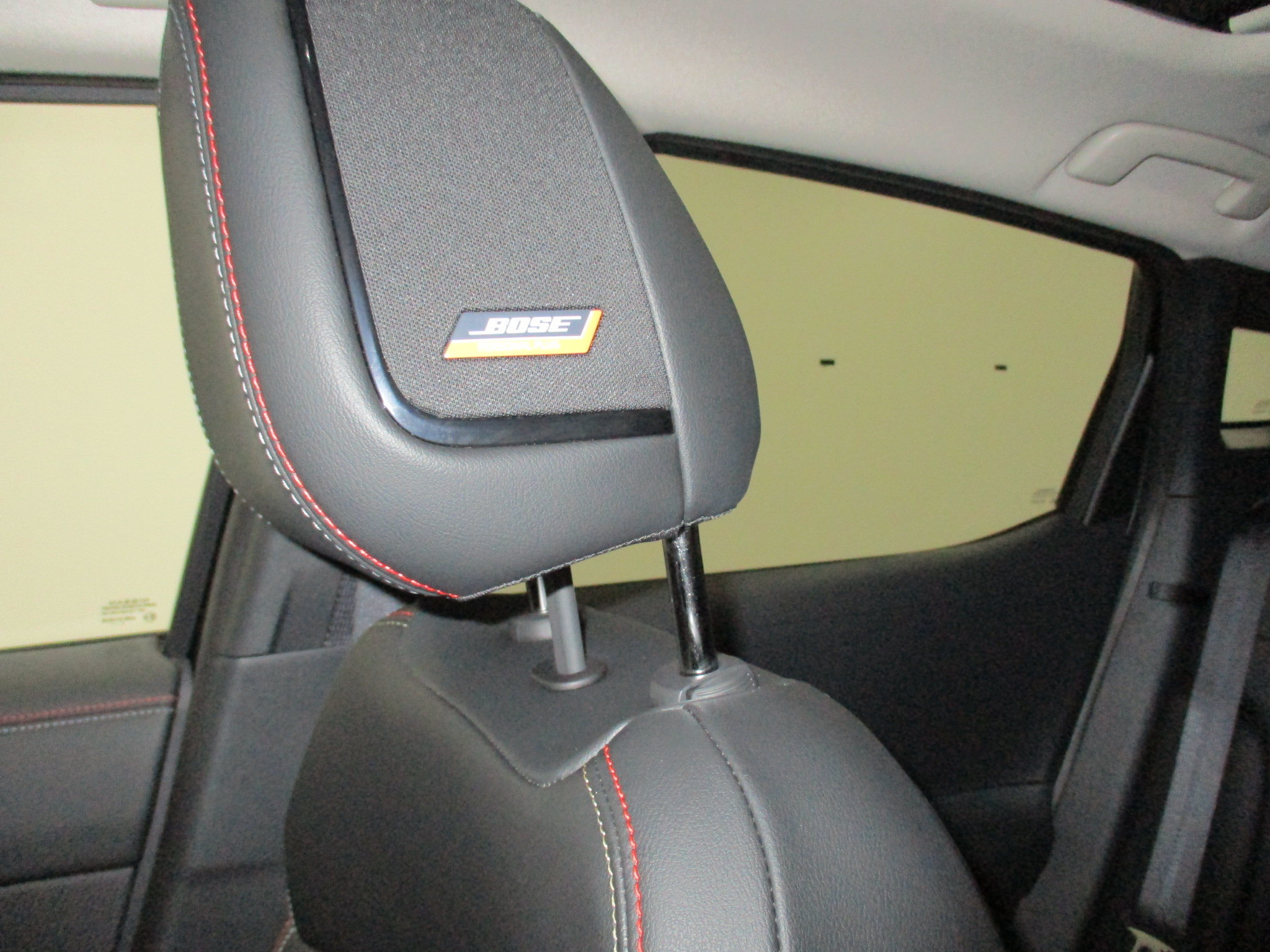 New 2026 Nissan Kicks SR w/ SR Premium Package AWD/4WD image 18