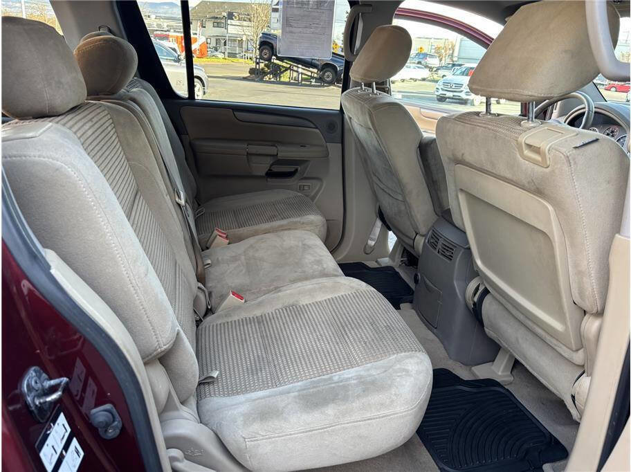 Used 2011 Nissan Armada SV w/ Driver Pkg image 14