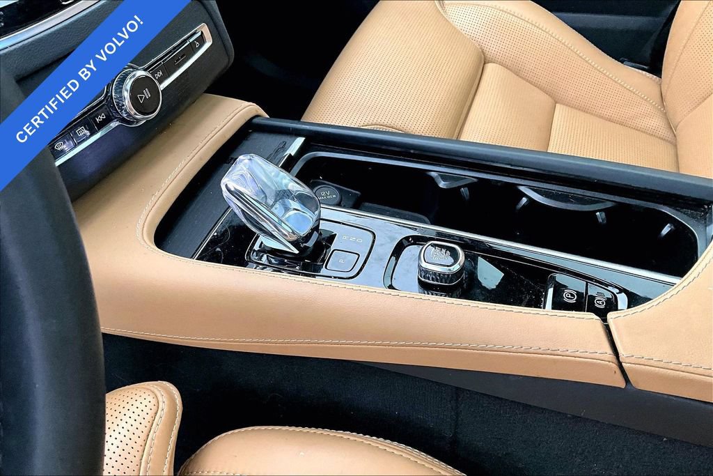 Used 2023 Volvo XC90 B6 Ultimate w/ Protection Package Premier AWD/4WD image 17