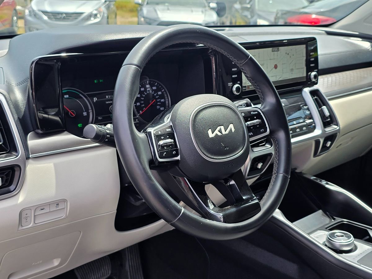 Used 2022 Kia Sorento S FWD image 13