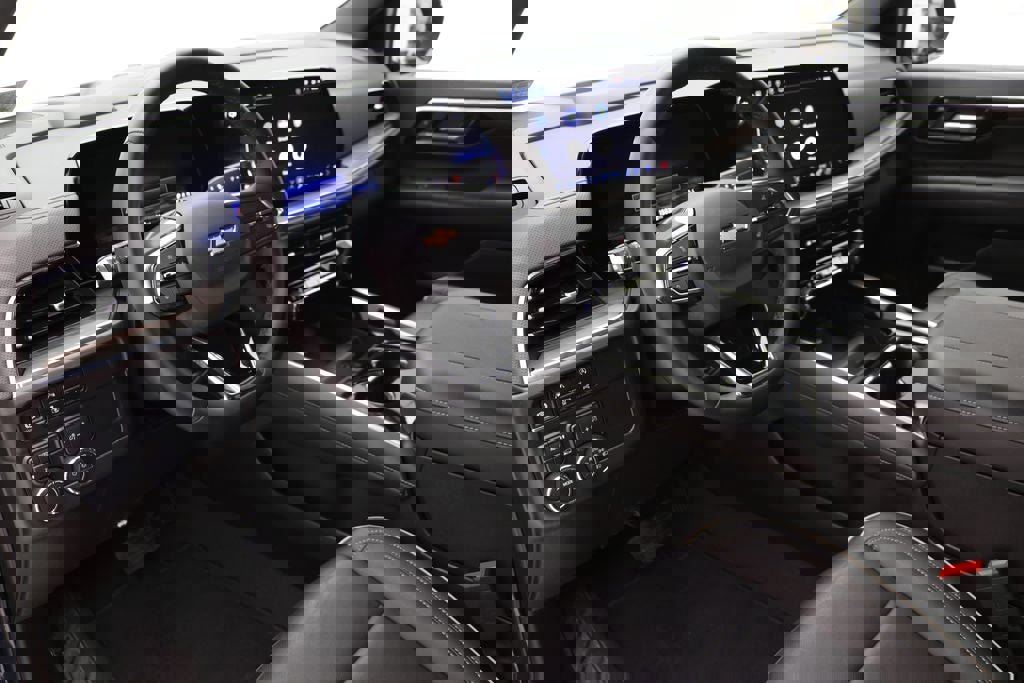 Used 2025 Chevrolet Tahoe Premier image 15