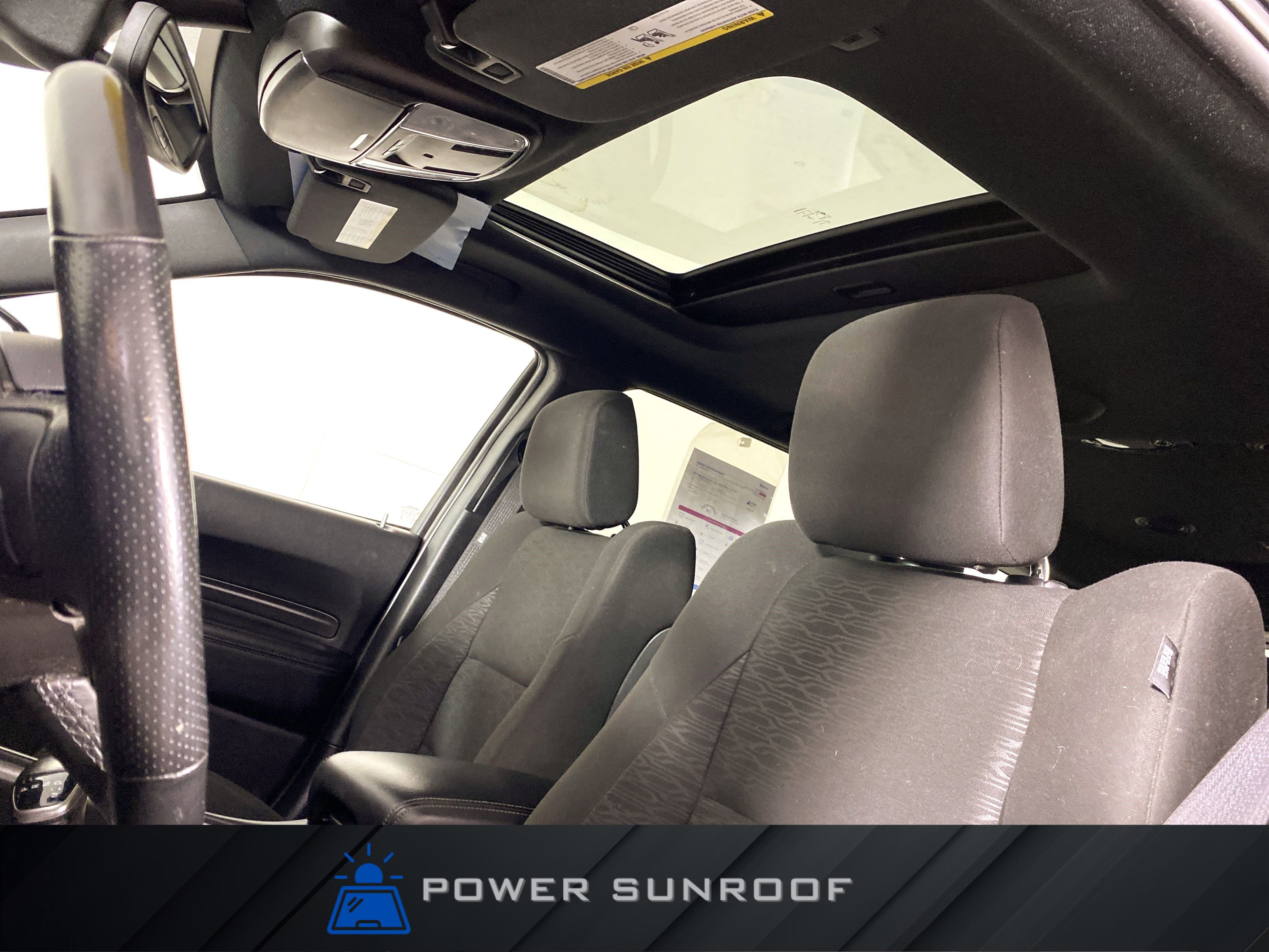 Used 2023 Dodge Durango SXT w/ Quick Order Package 2BK image 2