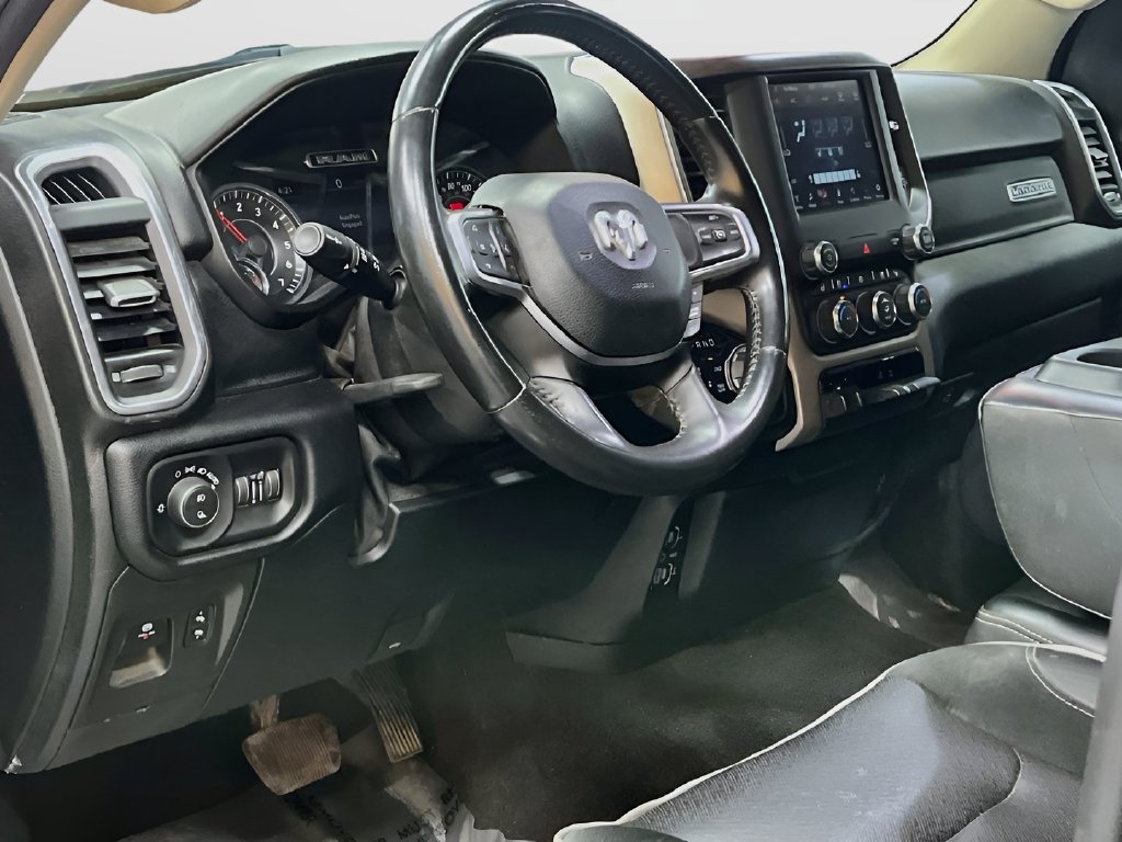 Used 2021 RAM 1500 Laramie AWD/4WD image 9