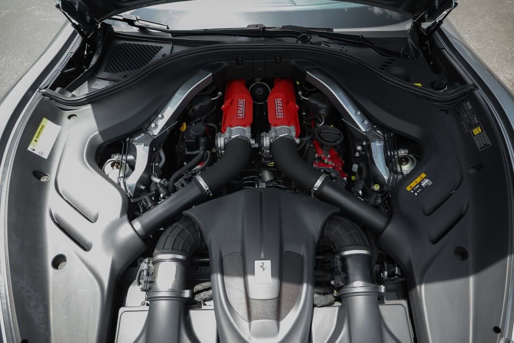 Certified 2024 Ferrari Roma Spider image 20