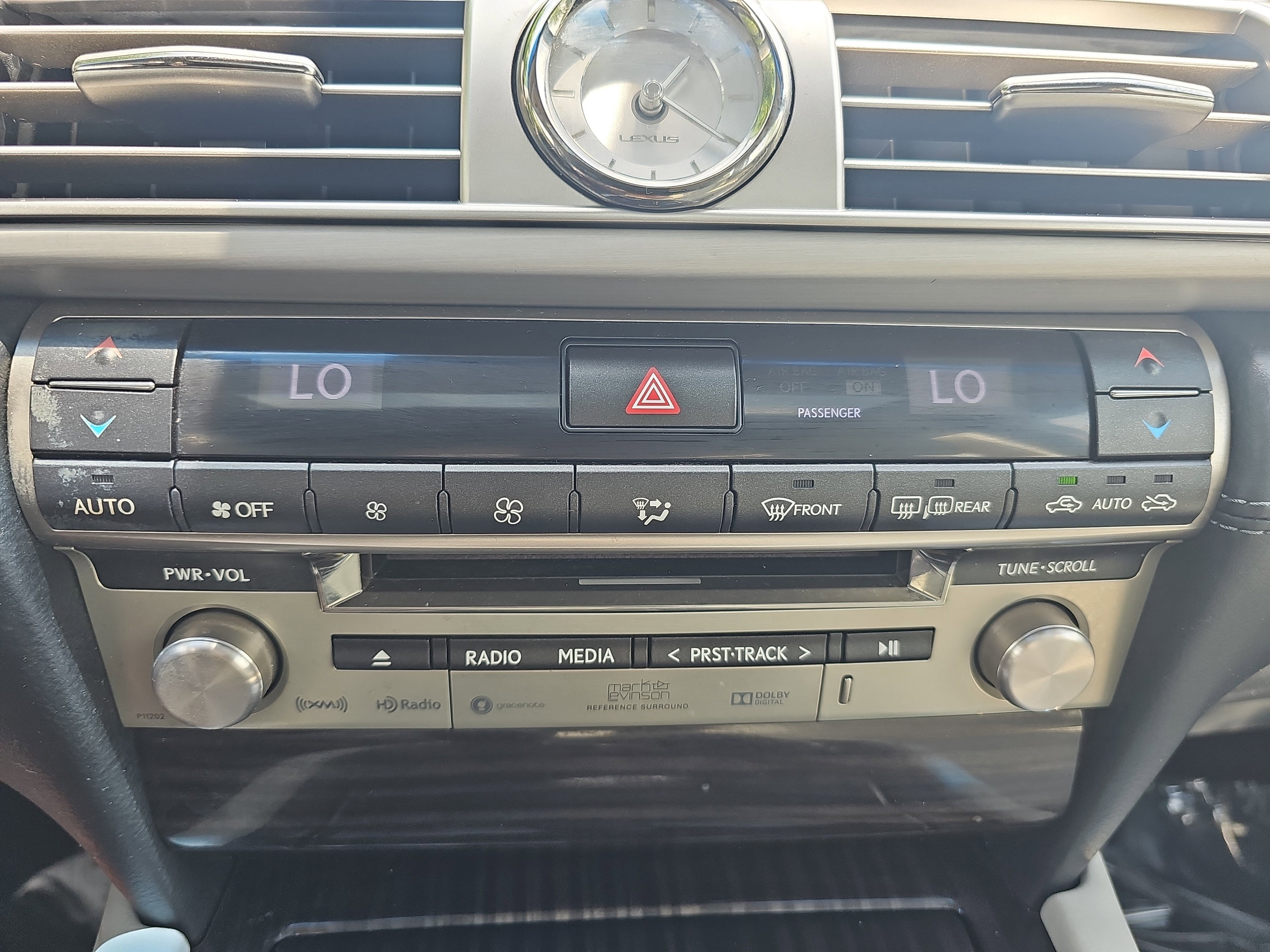Used 2016 Lexus LS 460 w/ Comfort Package RWD image 21