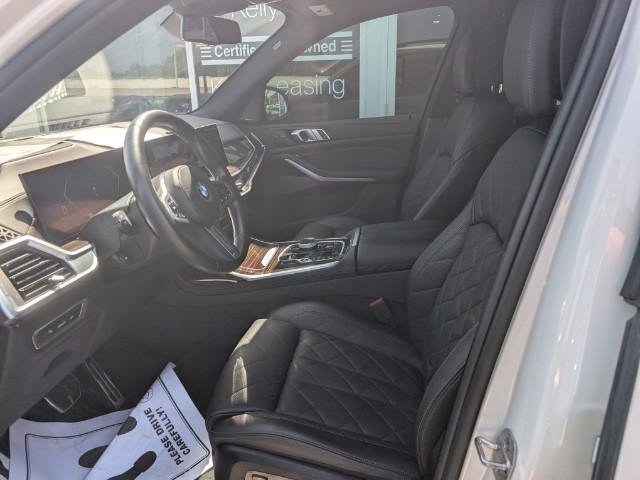 Used 2026 BMW 540i xDrive AWD/4WD image 17
