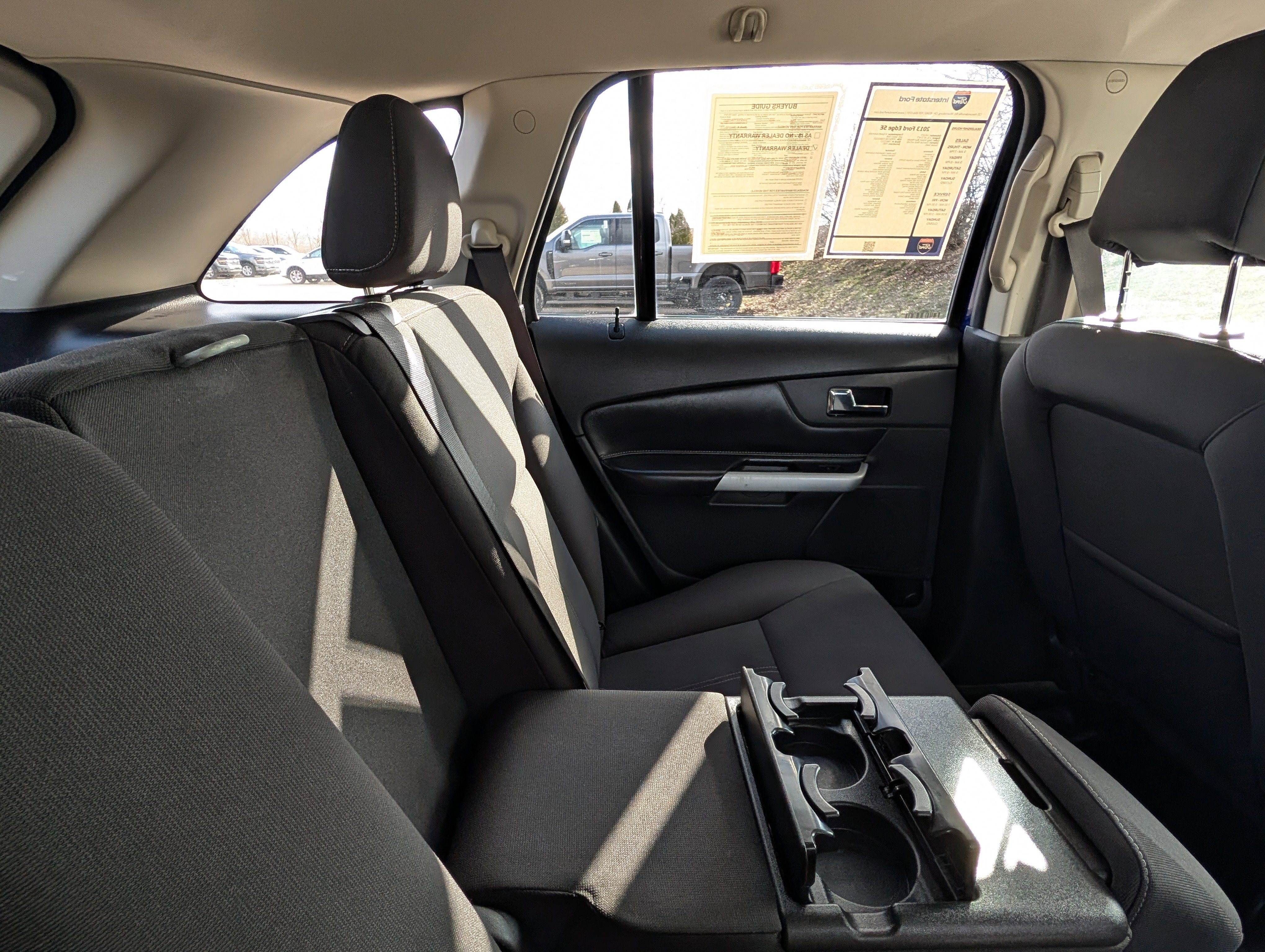 Used 2013 Ford Edge SE image 22