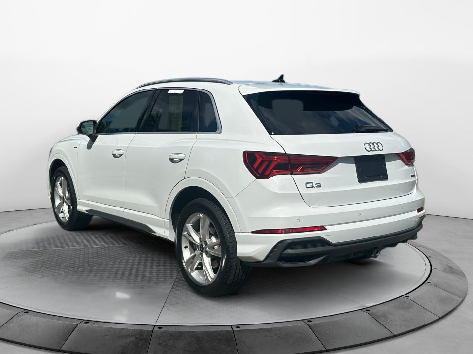 Certified 2023 Audi Q3 2.0T Premium Plus AWD/4WD image 5