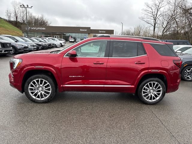 Used 2026 GMC Terrain Denali image 2