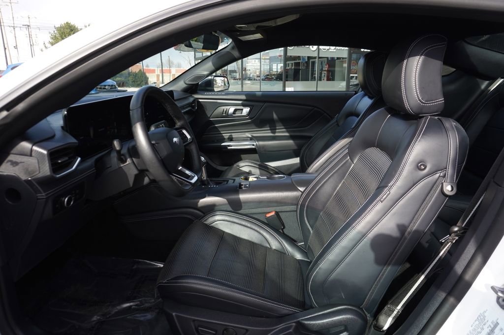Used 2024 Ford Mustang Premium image 24