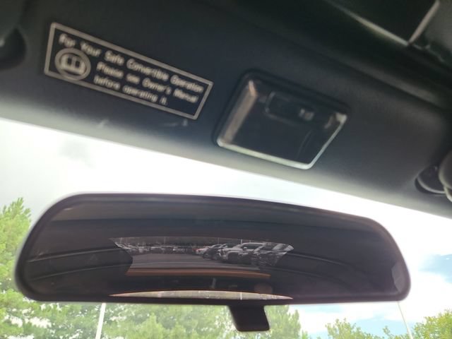 Used 2000 Toyota MR2 RWD image 25