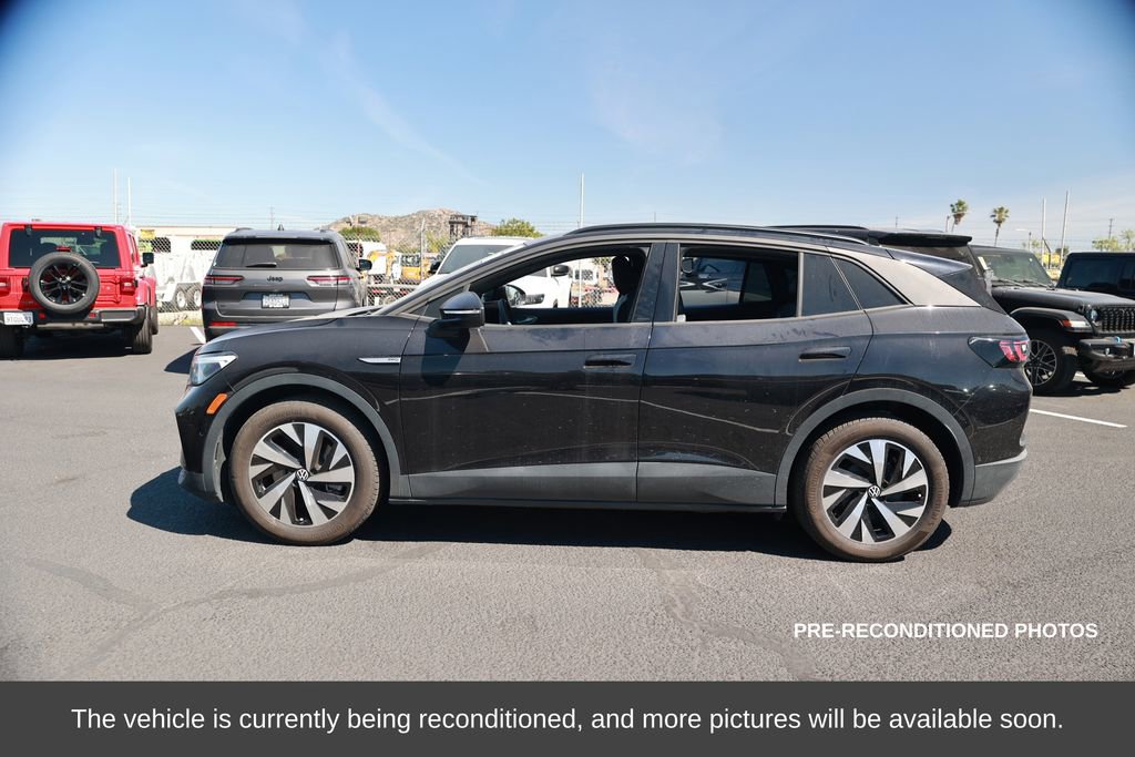Used 2024 Volkswagen ID.4 Pro image 2
