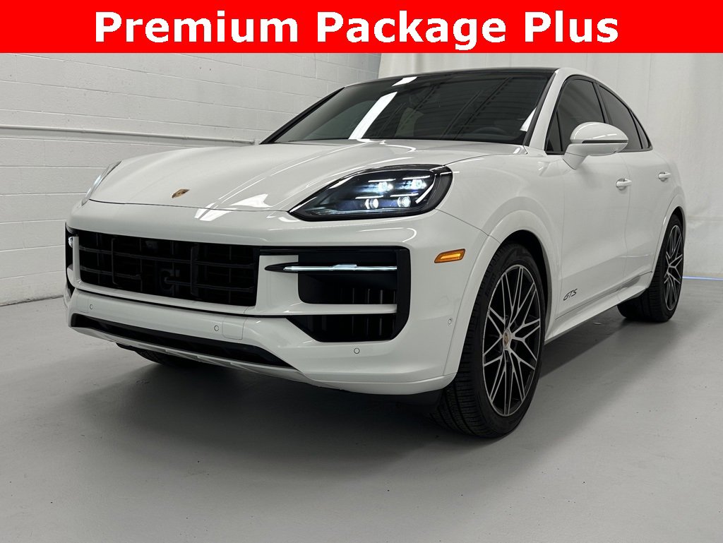 Used 2025 Porsche Cayenne GTS image 4