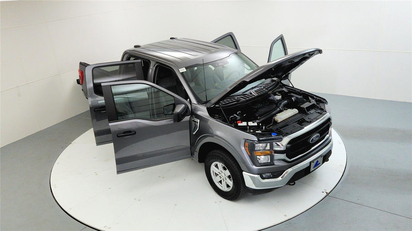 Used 2023 Ford F150 XLT image 16