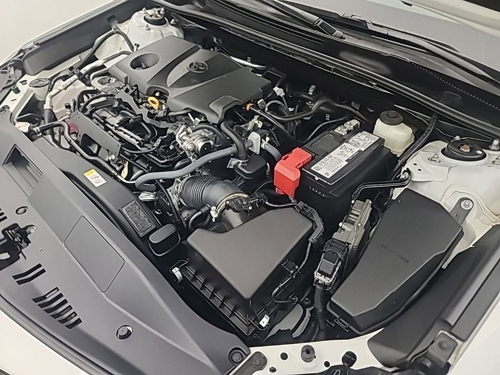 Used 2021 Toyota Camry LE image 36