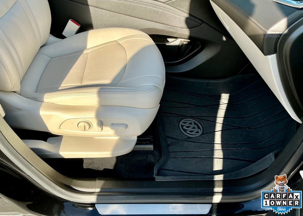 Used 2023 Buick Enclave Essence w/ Experience Buick Package image 23
