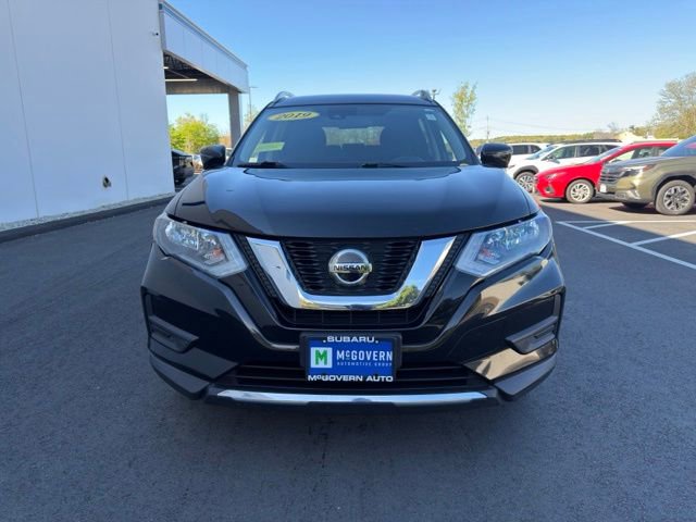 Used 2019 Nissan Rogue SV w/ Premium Package AWD/4WD image 2