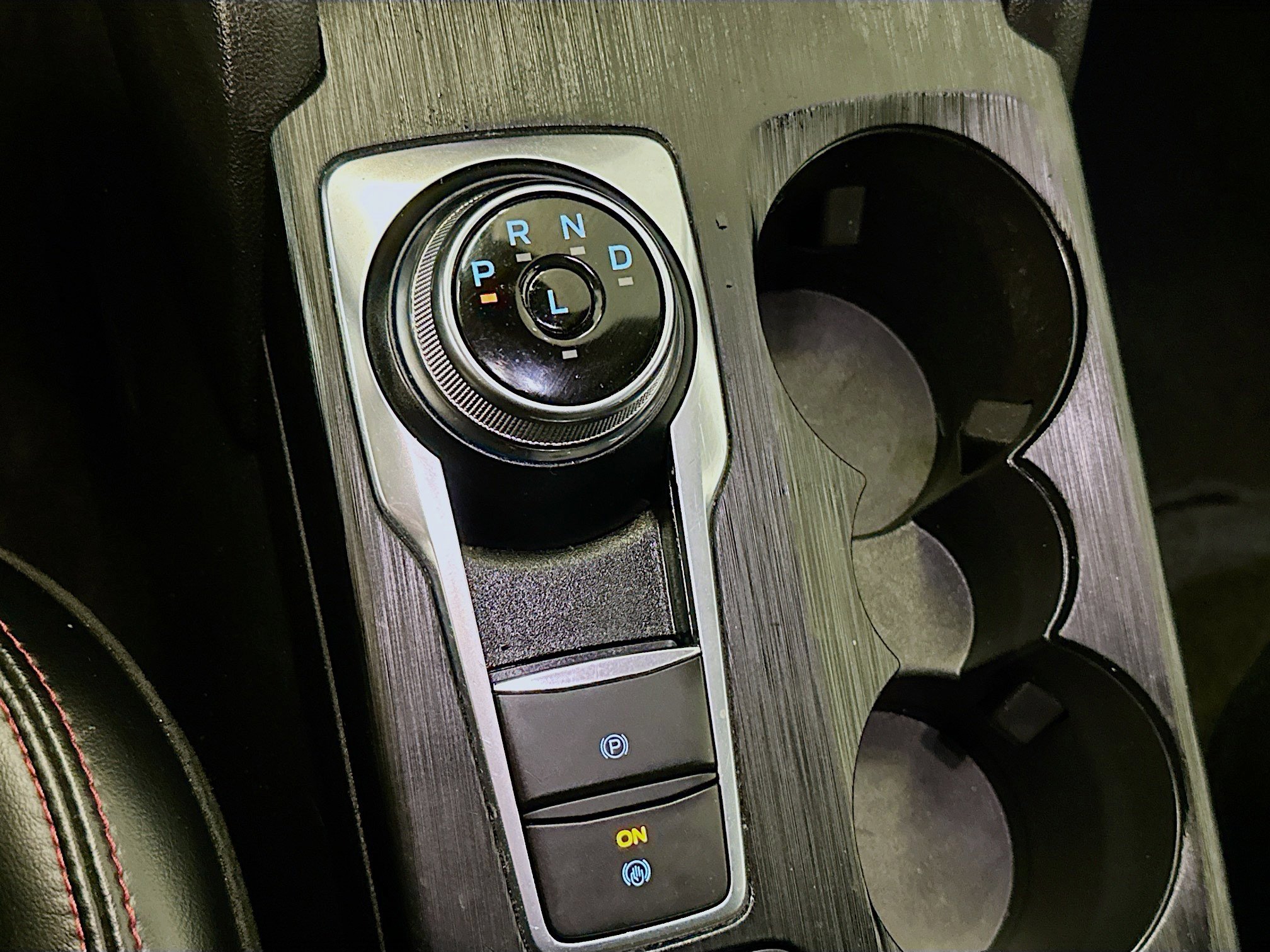 Used 2024 Ford Escape ST-Line image 25