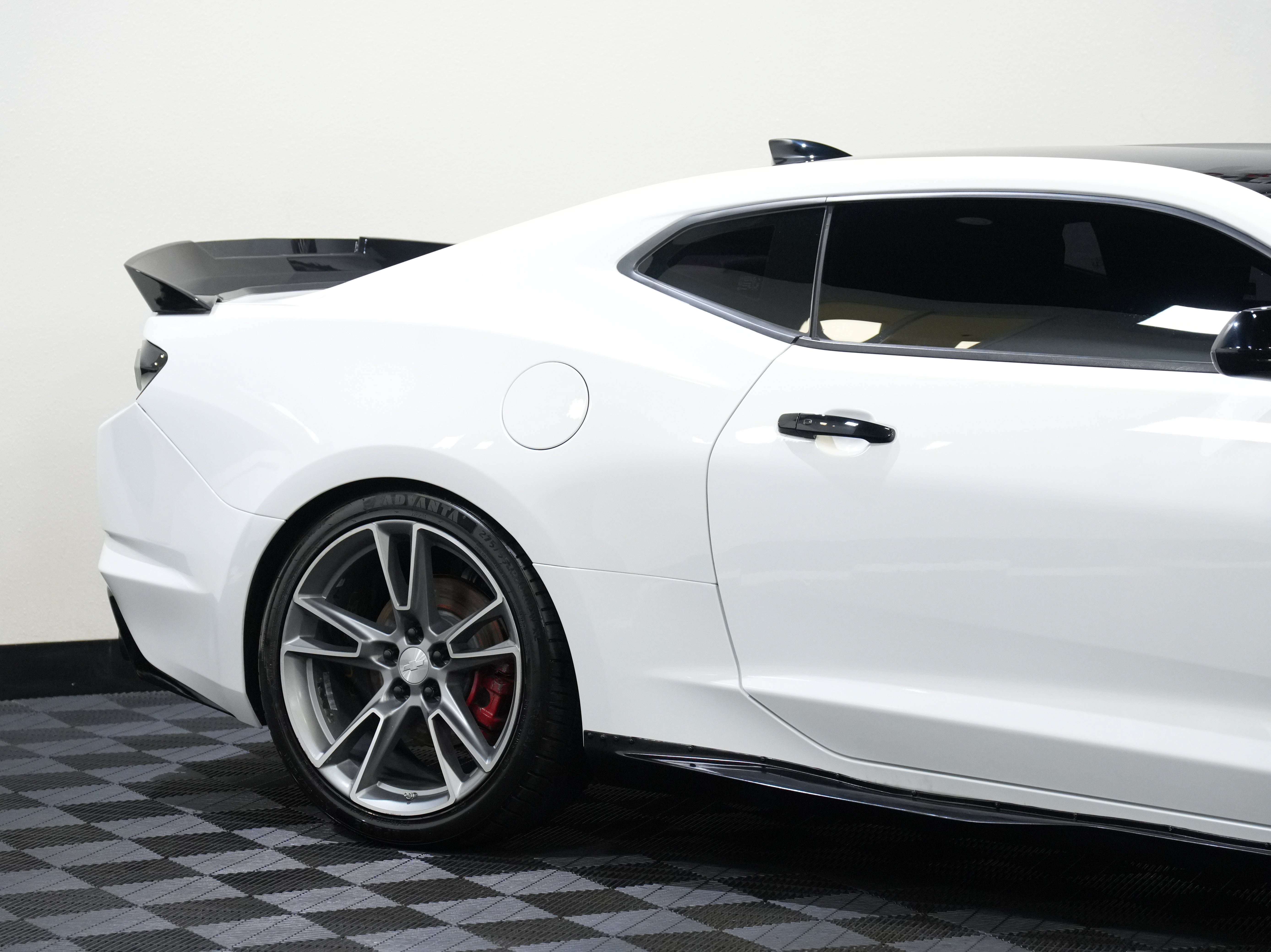 Used 2019 Chevrolet Camaro LS RWD image 13