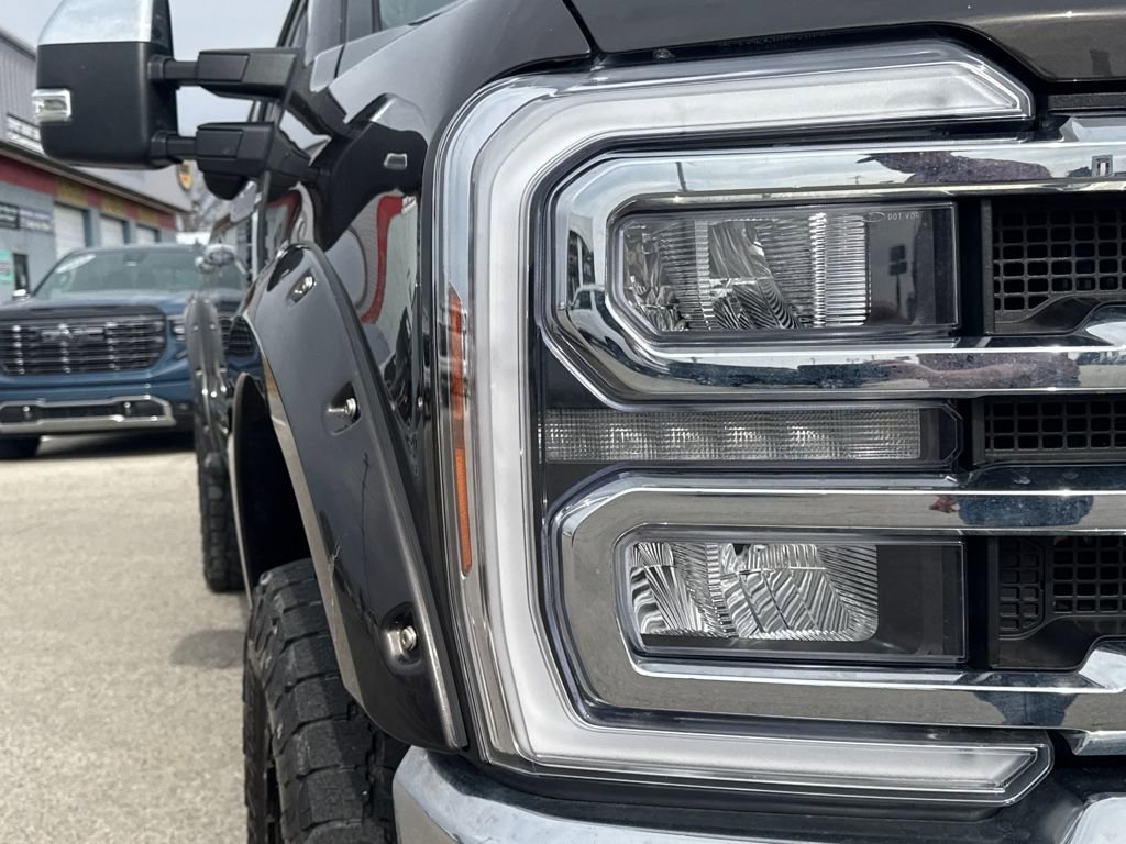 Used 2024 Ford F250 King Ranch w/ Chrome Package image 11