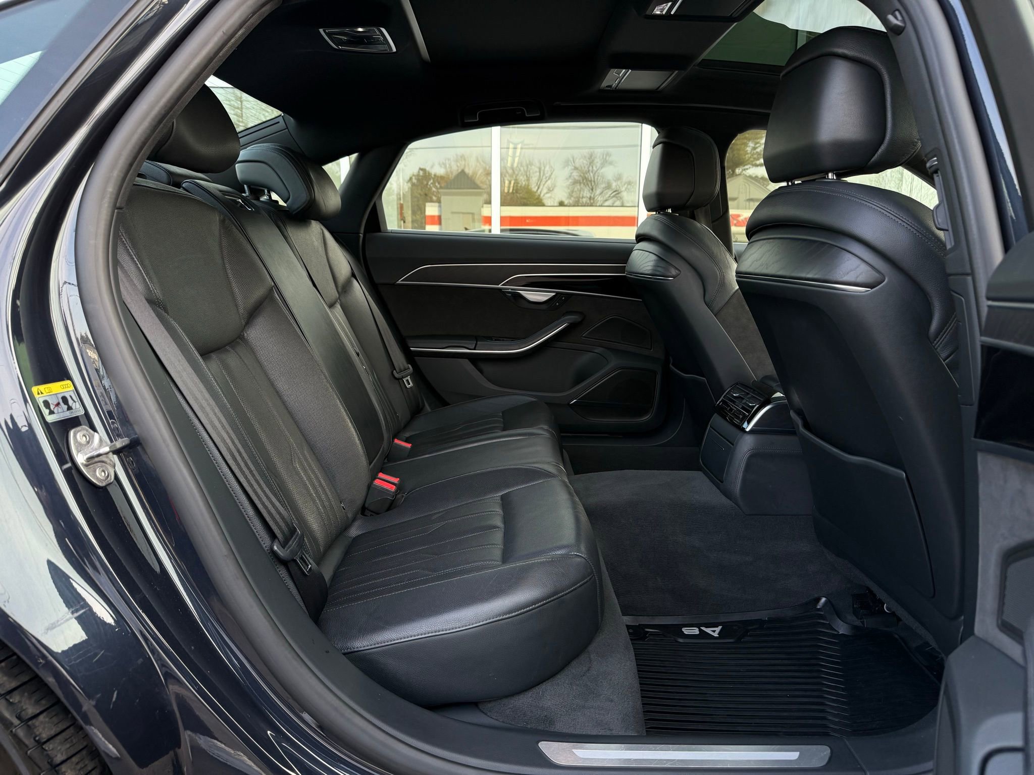 Used 2019 Audi A8 L 3.0T w/ Executive Package image 29