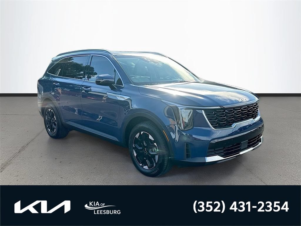 Certified 2025 Kia Sorento S w/ Panoramic Sunroof Package FWD image 1