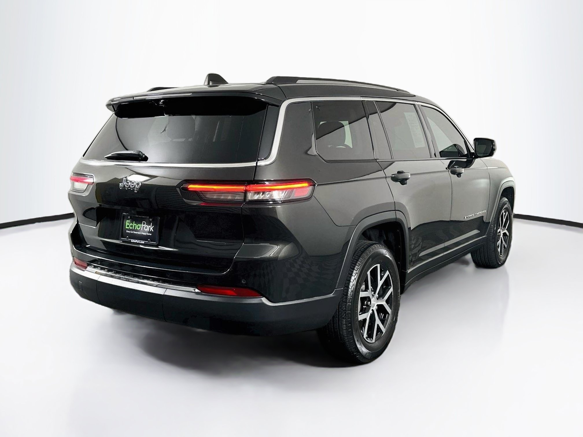 Used 2023 Jeep Grand Cherokee L Limited w/ Luxury Tech Group II AWD/4WD image 9