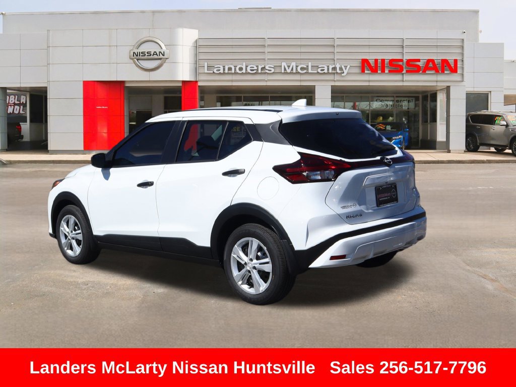Used 2025 Nissan Kicks Play S FWD image 5