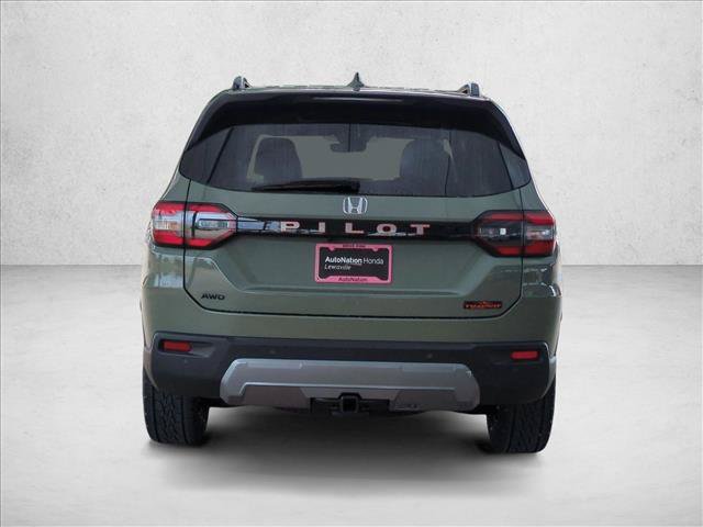 New 2026 Honda Pilot TrailSport image 8