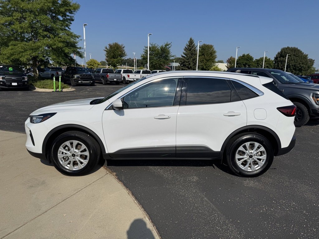 Certified 2023 Ford Escape Active w/ Tech Pack #2 image 6