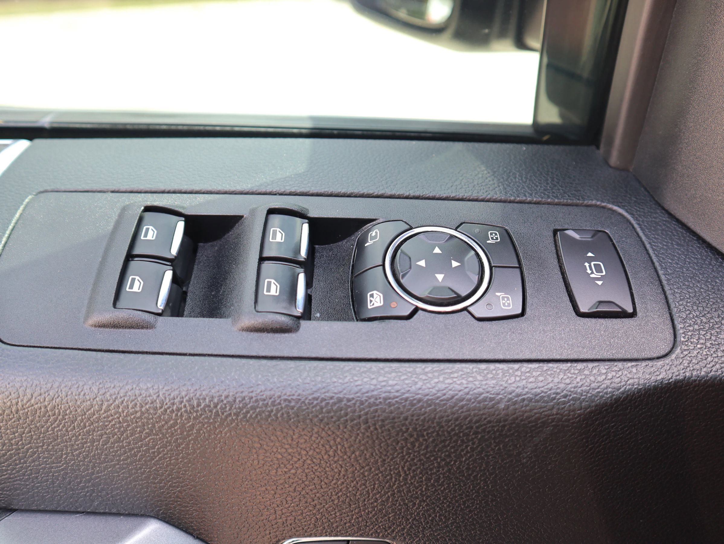 Used 2019 Ford F450 Platinum image 24