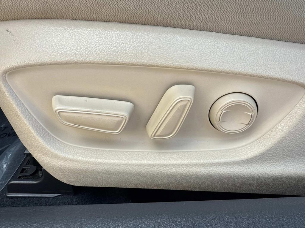 Used 2024 Toyota Camry LE image 19