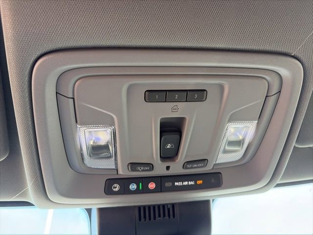 New 2026 GMC Sierra 1500 SLT w/ SLT Convenience Package image 28