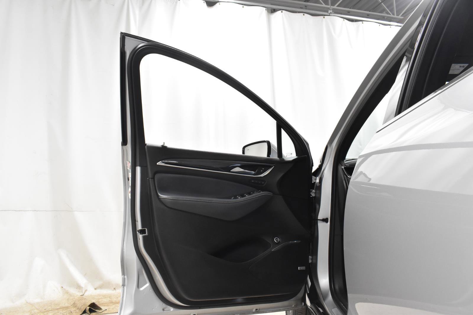 Used 2022 Buick Enclave Premium image 10