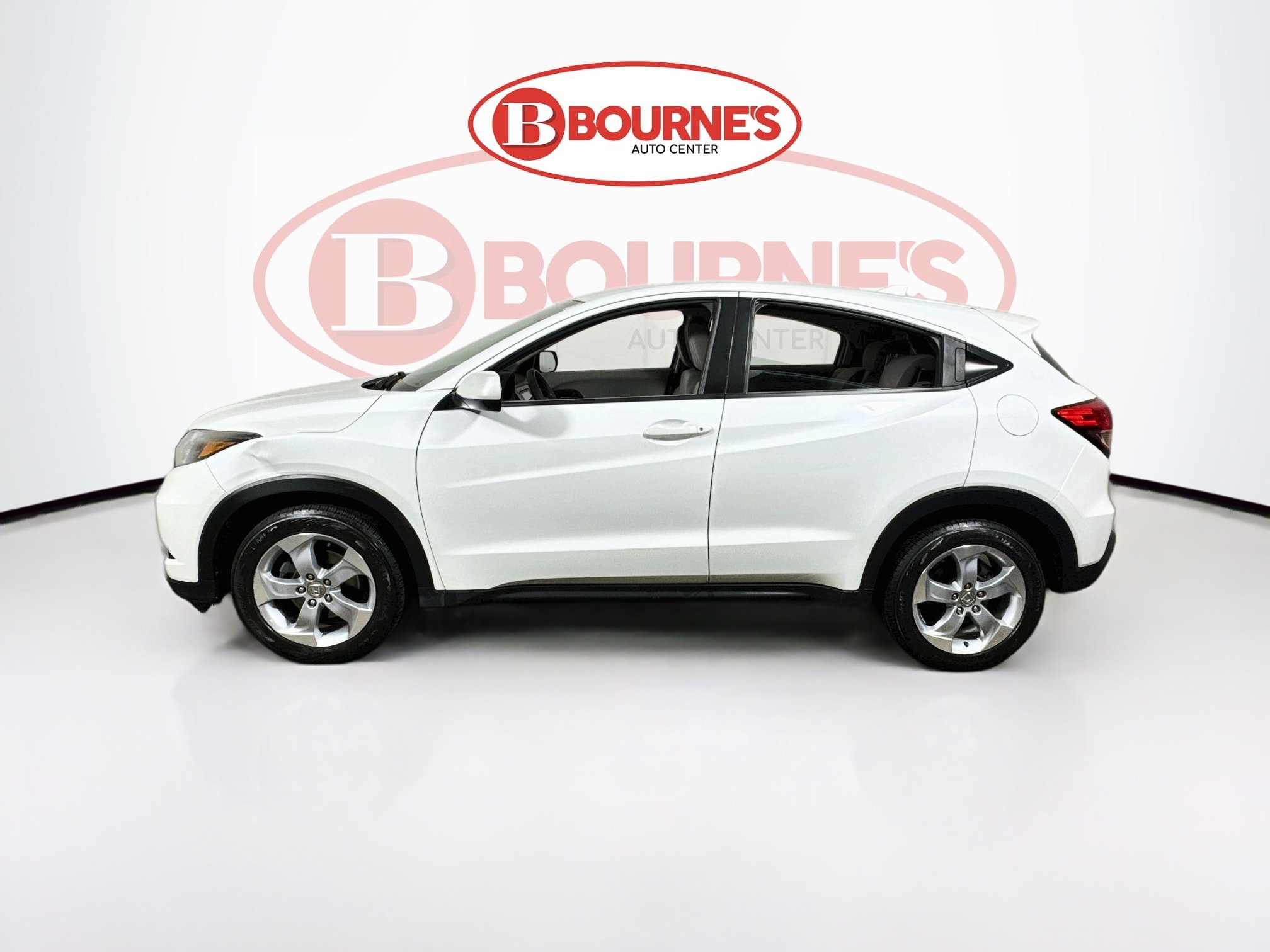 Used 2016 Honda HR-V LX image 3