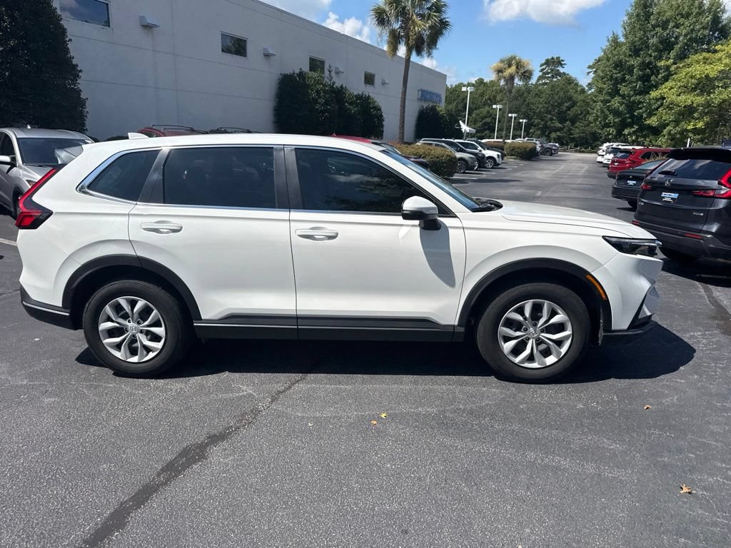 Used 2024 Honda CR-V LX image 2