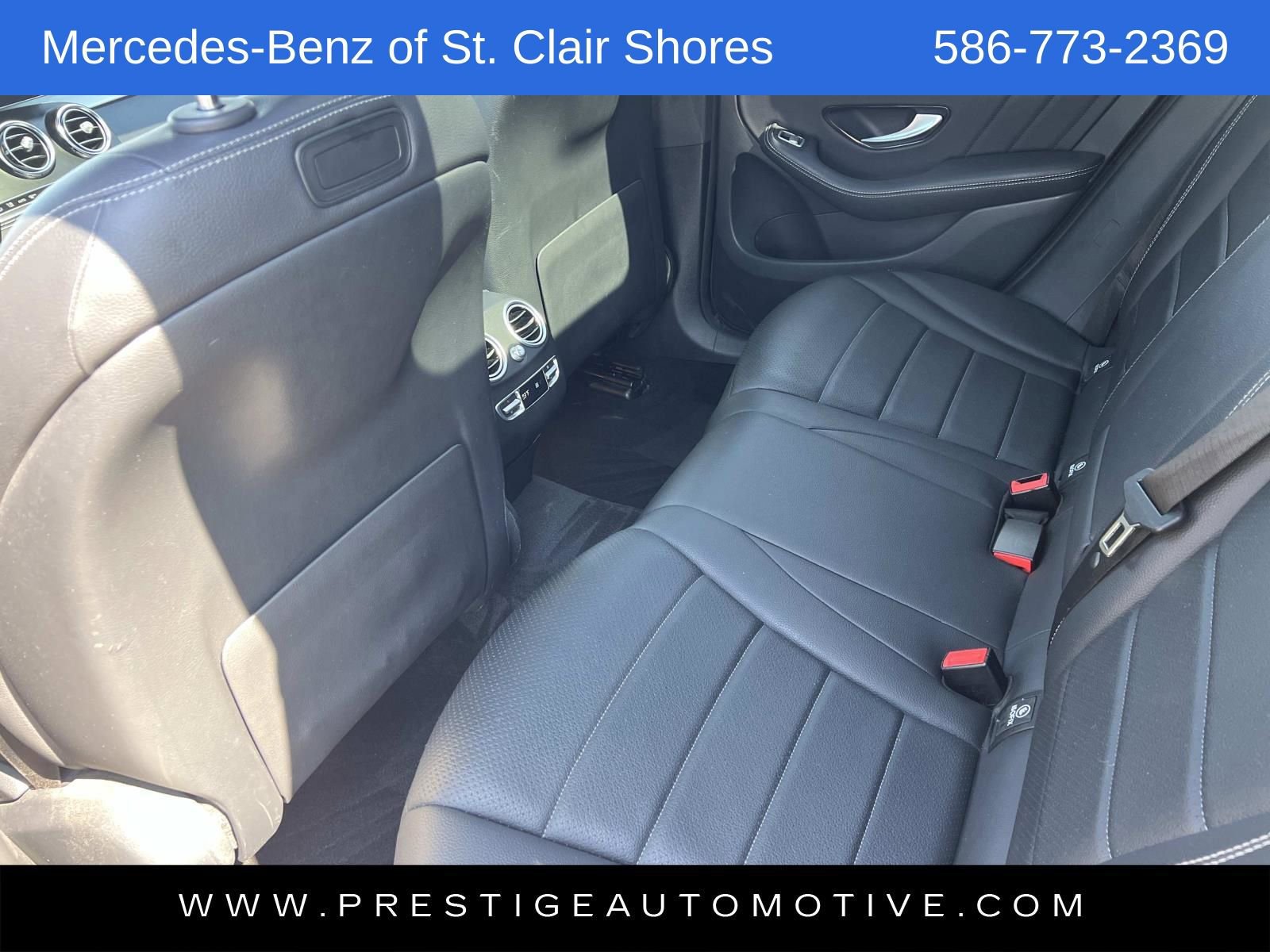 Used 2019 Mercedes-Benz GLC 300 4MATIC image 15