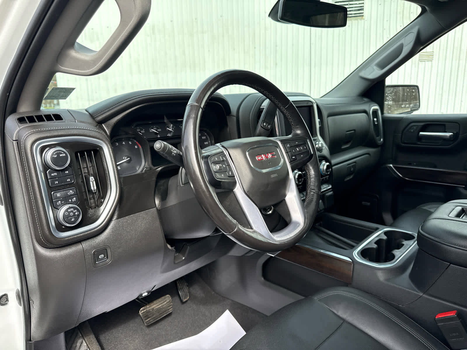 Used 2020 GMC Sierra 1500 SLT w/ SLT Premium Plus Package image 16