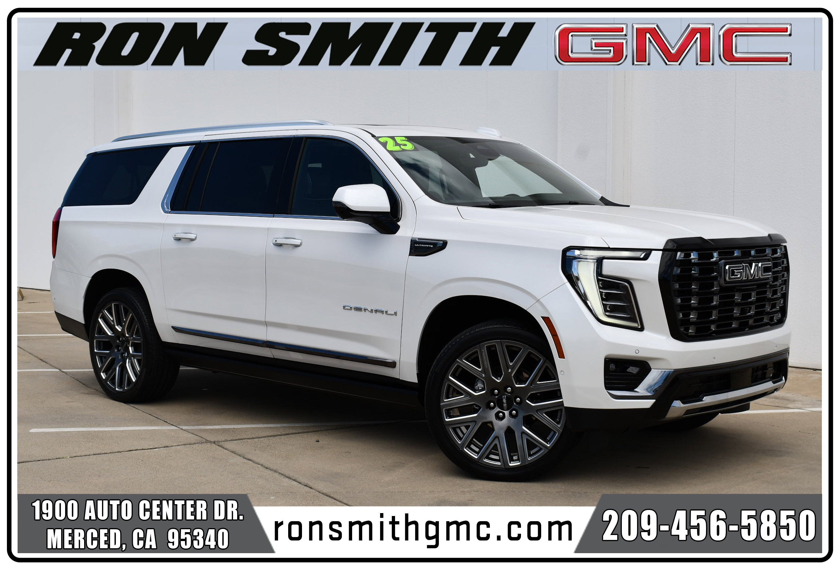 Used 2025 GMC Yukon XL Denali Ultimate AWD/4WD image 1